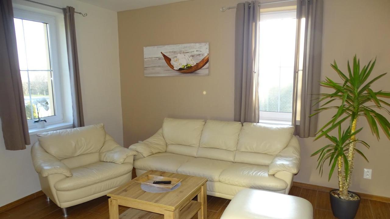 Kimy Home Mojmirovce Bagian luar foto